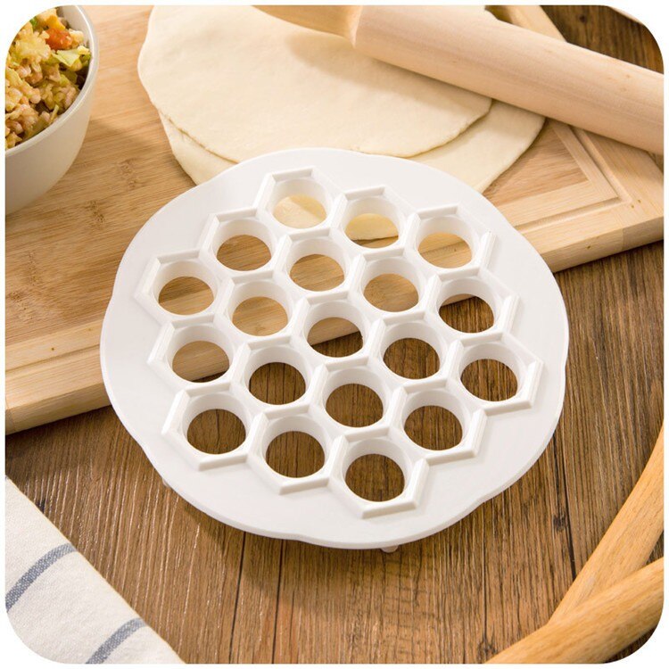 Dumpling Mold Maker5